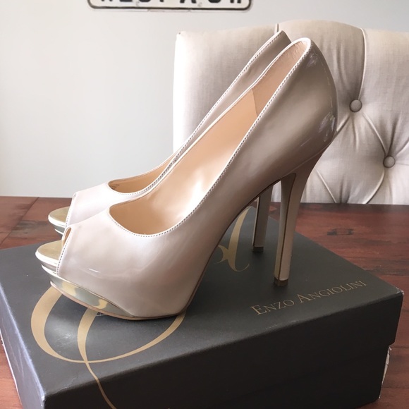 Enzo Angiolini Shoes - Enzo Angiolini champagne platform peep toe pumps